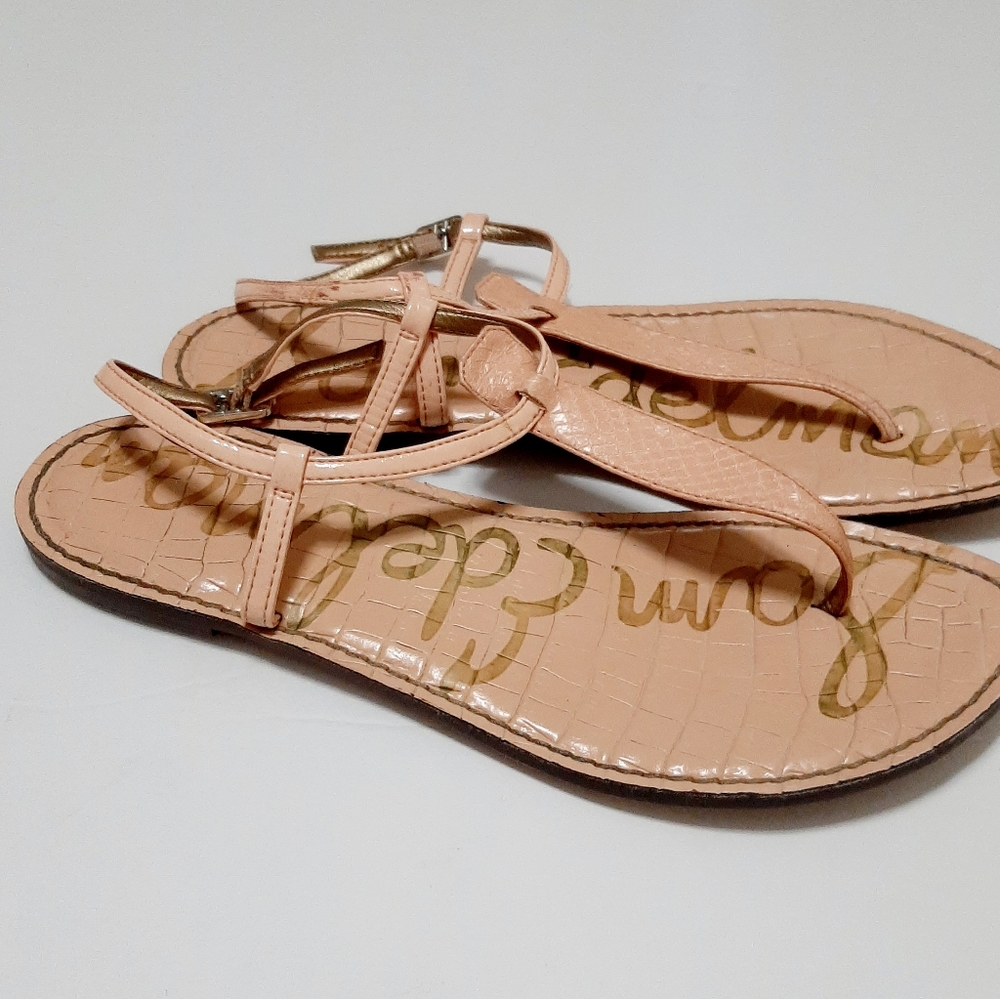 Sam Edelman Blush Pink T-Strap Croc-Embossed Sandals - Picture 10 of 10